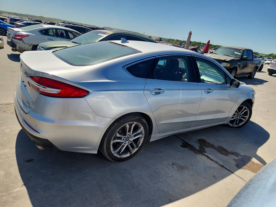 2019 Ford Fusion მანქანა იყიდება აუქციონზე, vin: 3FA6P0CD3KR270515, აუქციონის ნომერი: 60504406