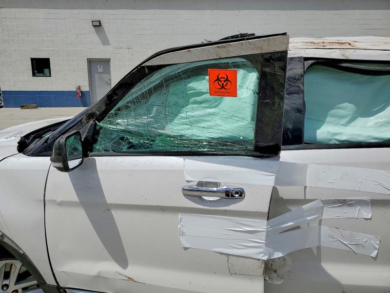 59685816 :رقم المزاد ، 1FM5K8D8XFGC24886 vin ، 2015 Ford Explorer مزاد بيع
