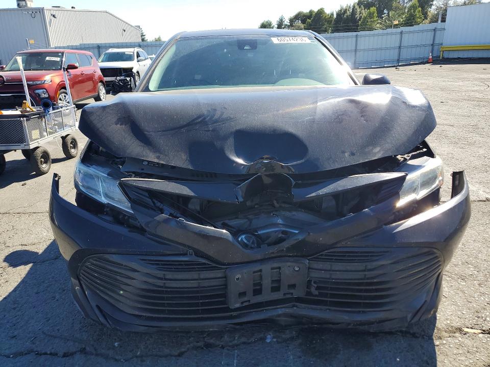 Продажа на аукционе авто 2019 Toyota Camry, vin: 4T1B11HK3KU229071, номер лота: 60574236