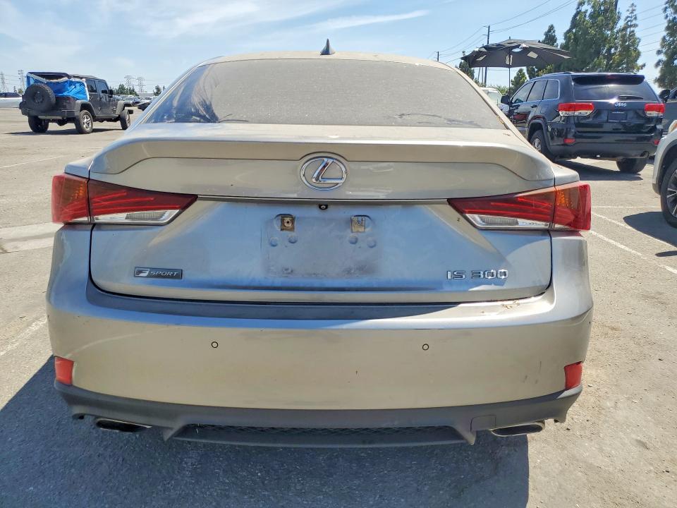 61934326 :رقم المزاد ، JTHBA1D24J5073270 vin ، 2018 Lexus Is مزاد بيع