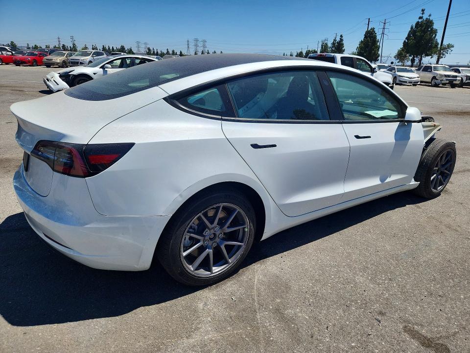 59311736 :رقم المزاد ، 5YJ3E1EA5PF475208 vin ، 2023 Tesla Model 3 مزاد بيع