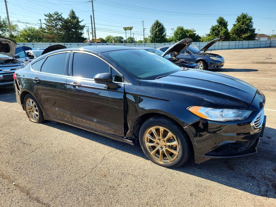 2018 Ford Fusion მანქანა იყიდება აუქციონზე, vin: 3FA6P0G7XJR201582, აუქციონის ნომერი: 63303616