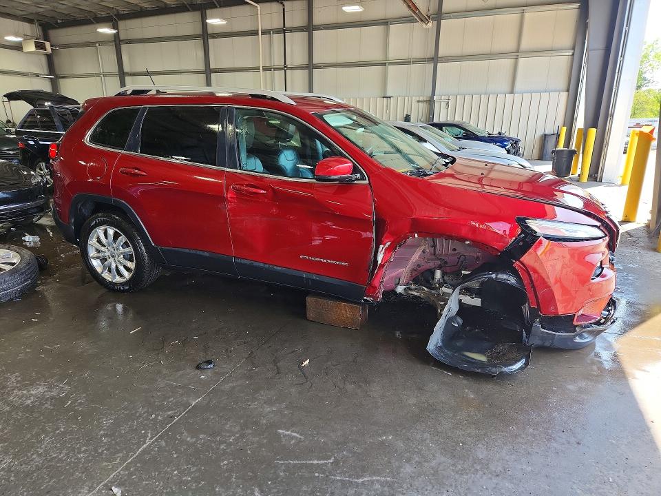 61481206 :رقم المزاد ، 1C4PJMDB6FW552297 vin ، 2015 Jeep Cherokee مزاد بيع