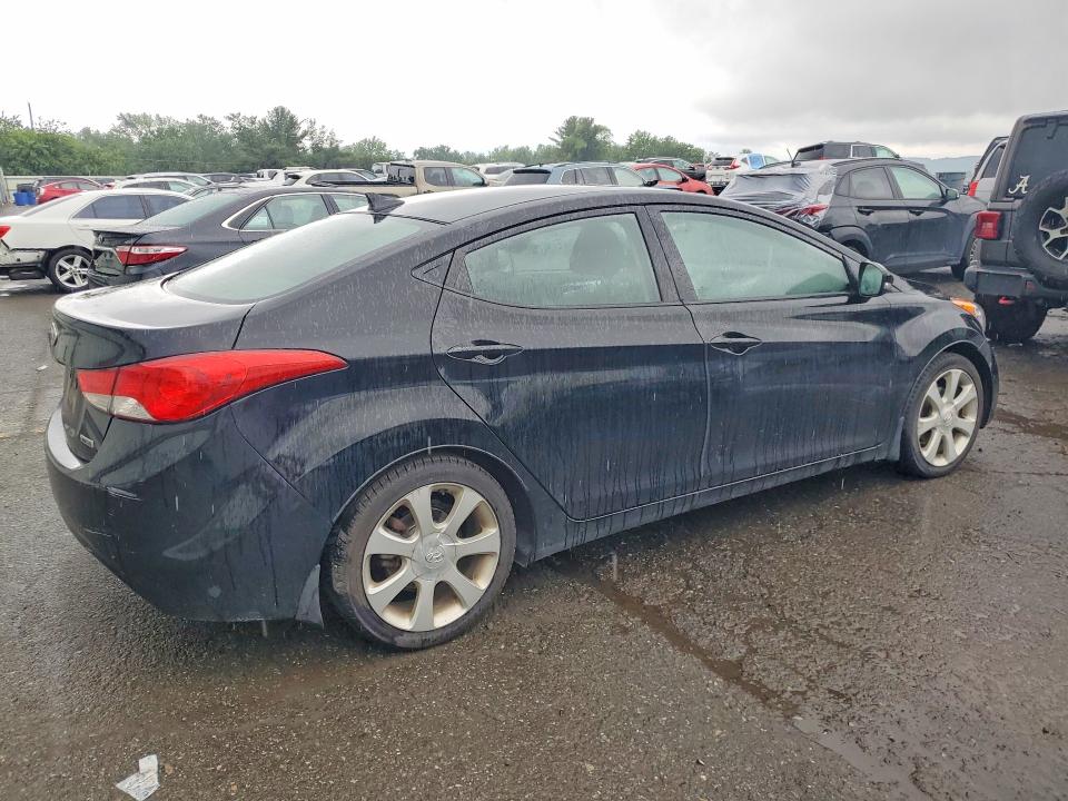 2013 Hyundai Elantra მანქანა იყიდება აუქციონზე, vin: KMHDH4AE9DU929657, აუქციონის ნომერი: 60581926