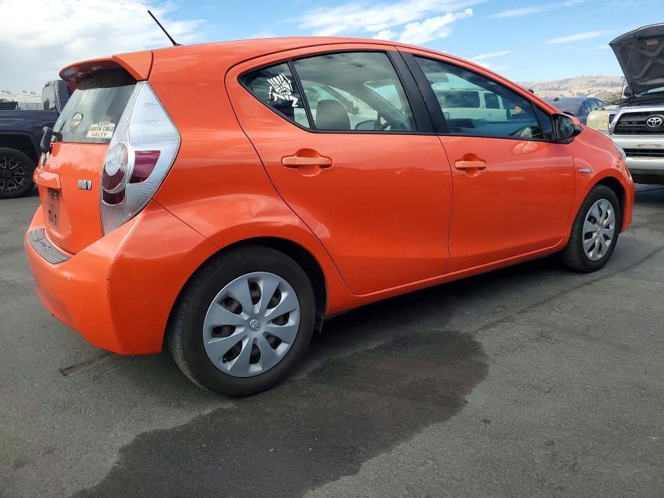 Продаж на аукціоні авто 2013 Toyota Prius C, vin: JTDKDTB36D1038340, номер лоту: 61865846