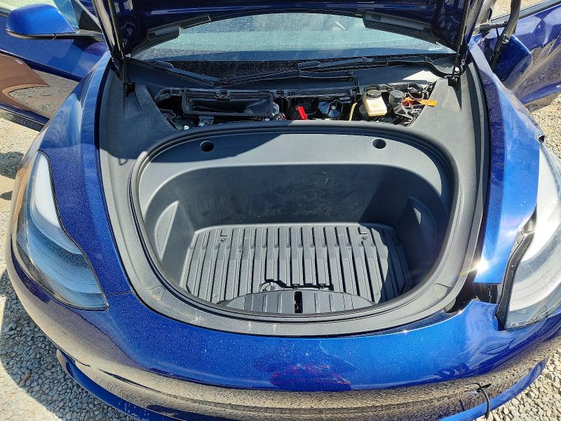 Продаж на аукціоні авто 2023 Tesla Model 3, vin: 5YJ3E1EC9PF494152, номер лоту: 60995136