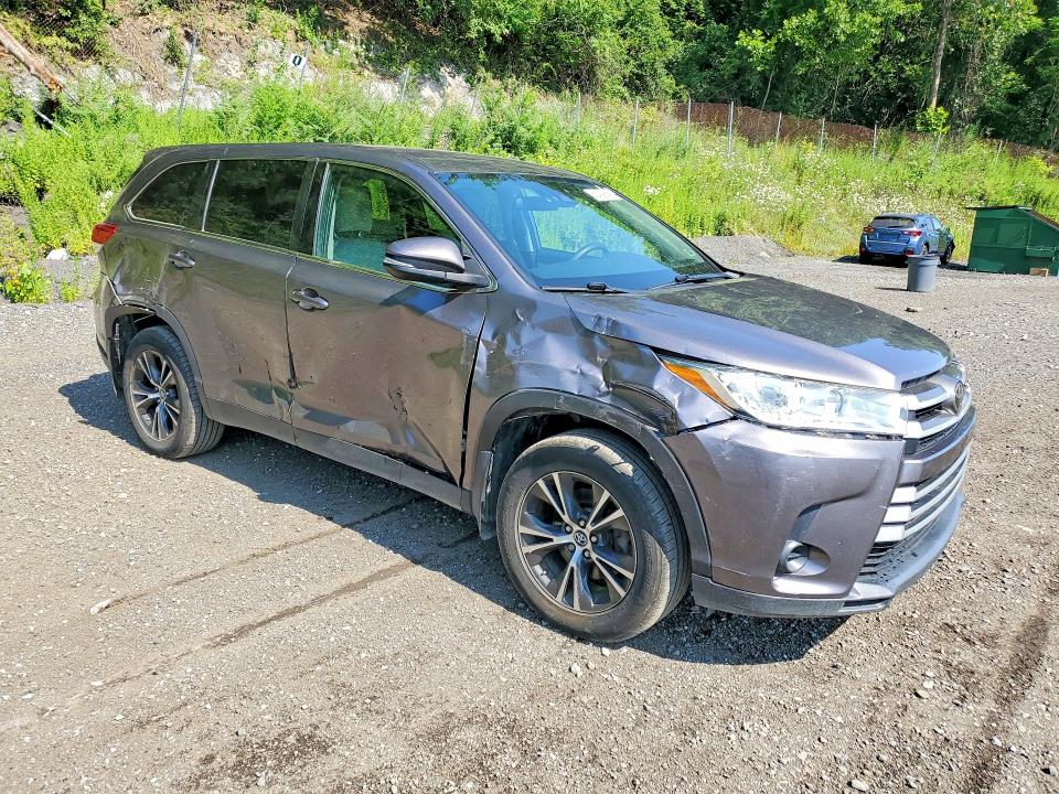 Продаж на аукціоні авто 2019 Toyota Highlander, vin: 5TDBZRFH3KS962468, номер лоту: 62429846