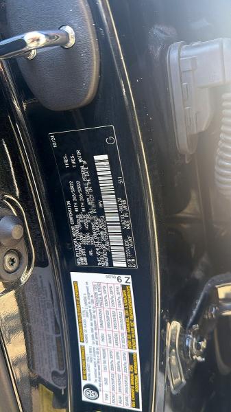 Продажа на аукционе авто 2024 Lexus Lx 600, vin: JTJGB7CX5R4065214, номер лота: 60889276