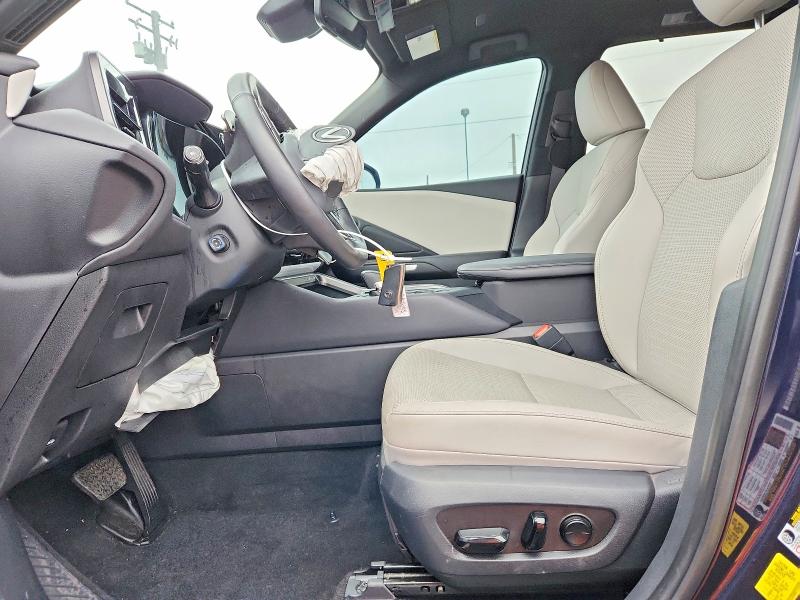 60658416 :رقم المزاد ، 5TDAAAA69SS017213 vin ، 2025 Lexus Tx 350 مزاد بيع