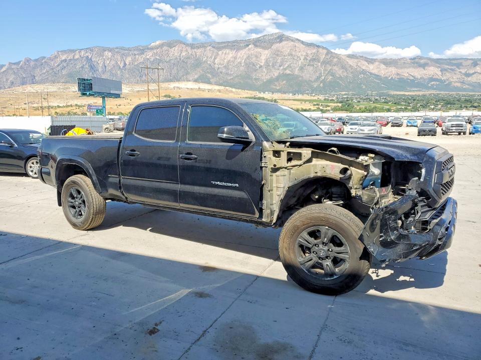 61573296 :رقم المزاد ، 5TFDZ5BN6GX003337 vin ، 2016 Toyota Tacoma مزاد بيع