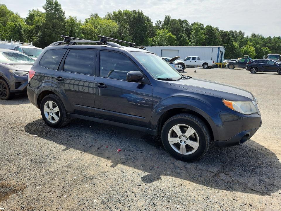 61207656 :رقم المزاد ، JF2SHABC2DH407826 vin ، 2013 Subaru Forester مزاد بيع