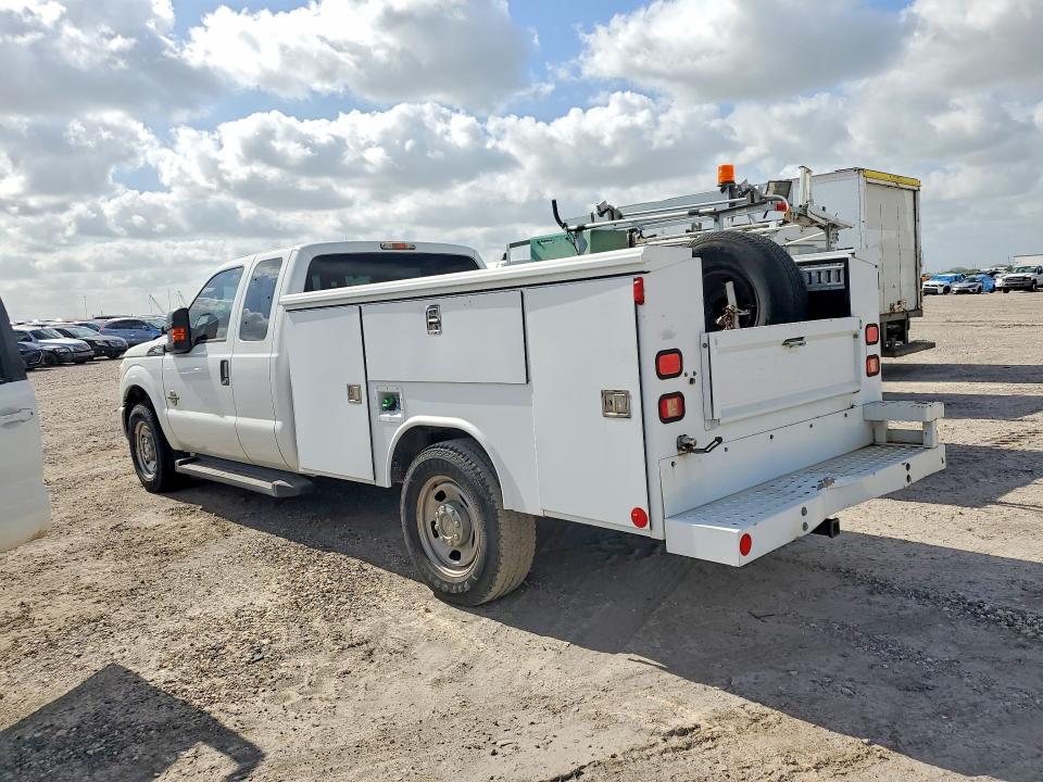 62119686 :رقم المزاد ، 1FD7X3ET7EEA93376 vin ، 2014 Ford F350 مزاد بيع