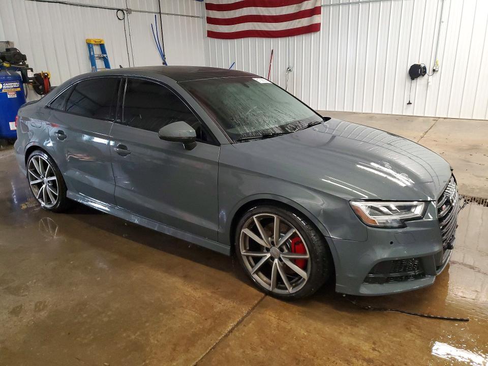 2018 Audi S3 მანქანა იყიდება აუქციონზე, vin: WAUB1GFF7J1027411, აუქციონის ნომერი: 61388586