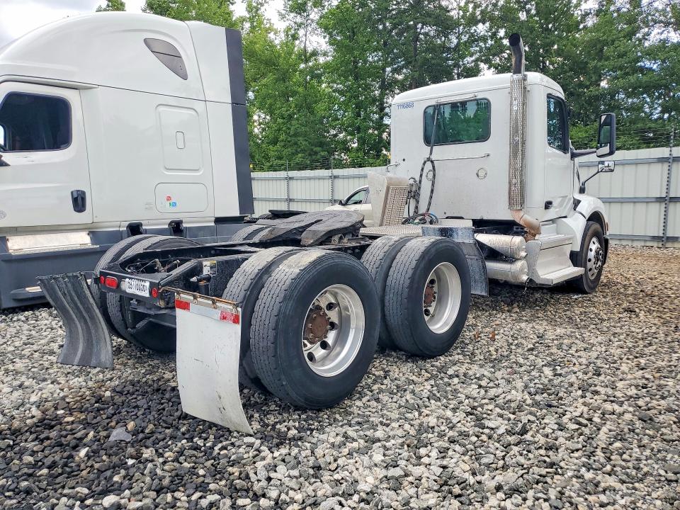 2022 Peterbilt 579 მანქანა იყიდება აუქციონზე, vin: 1XPBDP9X4ND793713, აუქციონის ნომერი: 59118056