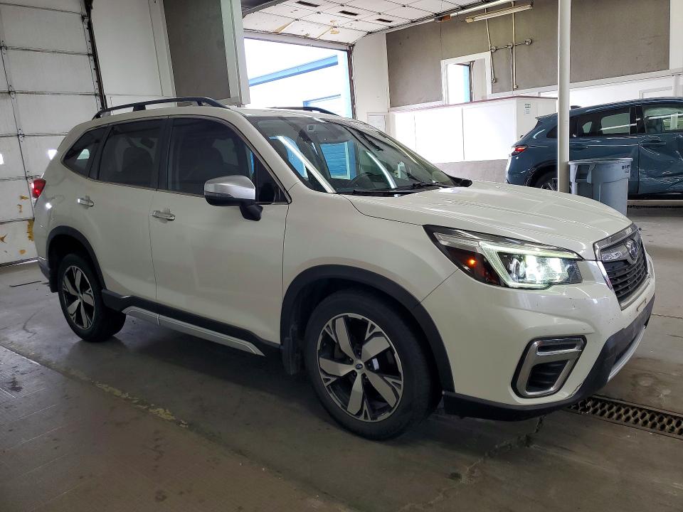 Продаж на аукціоні авто 2019 Subaru Forester, vin: JF2SKAWC6KH589300, номер лоту: 61139236