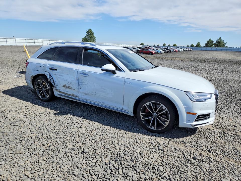 Продаж на аукціоні авто 2018 Audi A4 Allroad, vin: WA18NAF49JA023142, номер лоту: 59399236