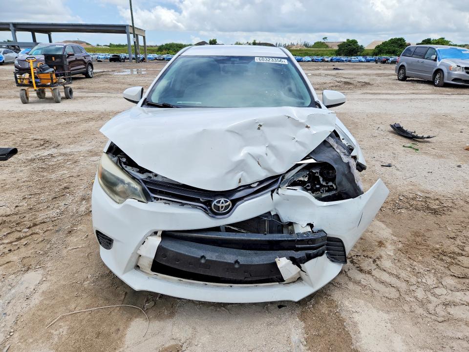 Продаж на аукціоні авто 2015 Toyota Corolla, vin: 5YFBURHE2FP241932, номер лоту: 60323356