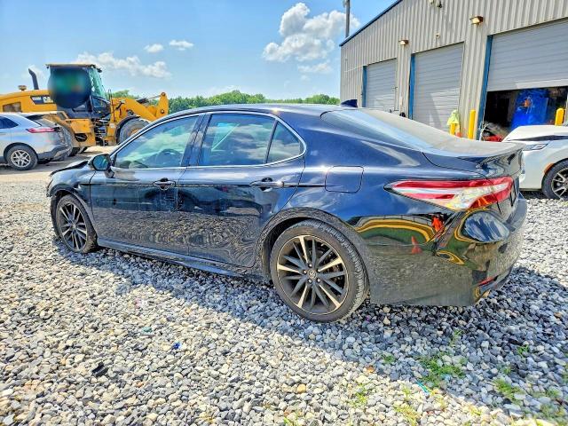 60819366 :رقم المزاد ، 4T1B61HK4KU816736 vin ، 2019 Toyota Camry مزاد بيع