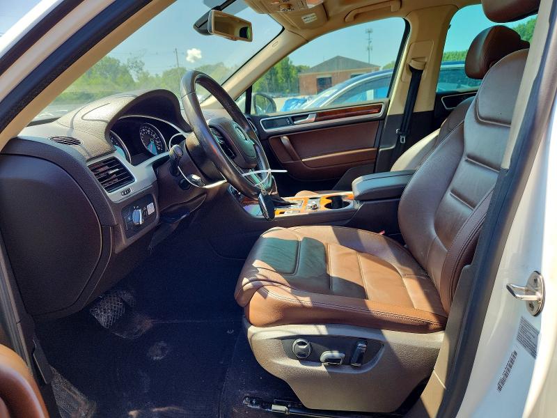 62204286 :رقم المزاد ، WVGEP9BP8DD011533 vin ، 2013 Volkswagen Touareg مزاد بيع