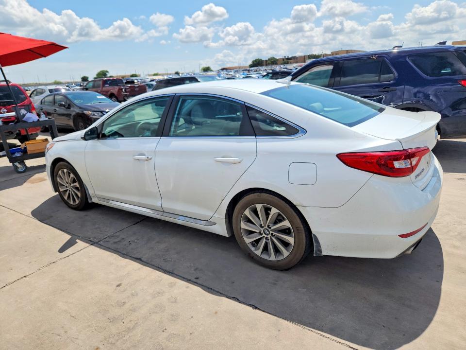 2015 Hyundai Sonata მანქანა იყიდება აუქციონზე, vin: 5NPE34AF8FH218268, აუქციონის ნომერი: 60697616
