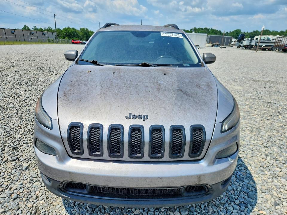 59367826 :رقم المزاد ، 1C4PJLCB7JD543124 vin ، 2018 Jeep Cherokee مزاد بيع
