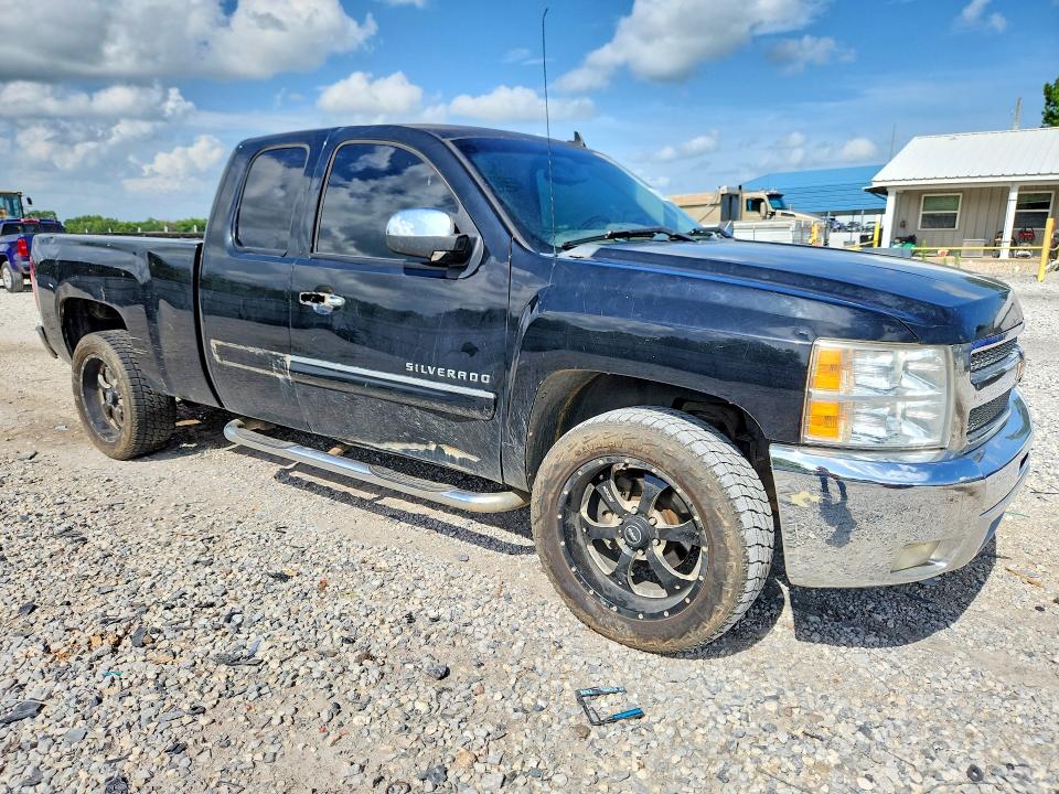 61244526 :رقم المزاد ، 1GCRCSE05CZ301902 vin ، 2012 Chevrolet Silverado مزاد بيع