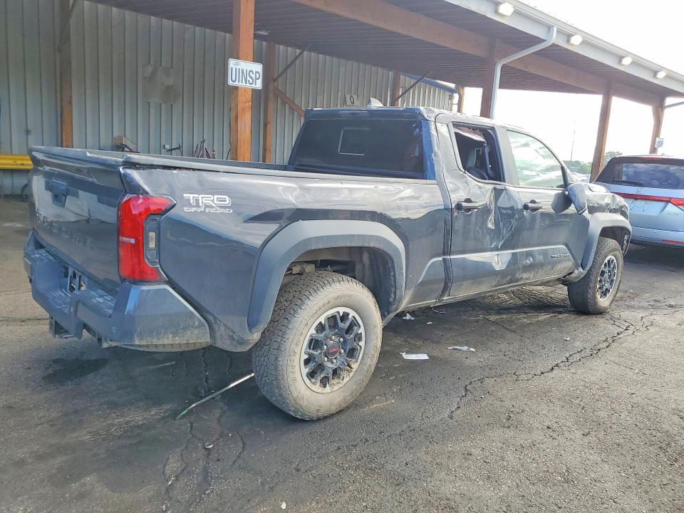 2025 Toyota Tacoma მანქანა იყიდება აუქციონზე, vin: 3TMLB5JN3SM128652, აუქციონის ნომერი: 62245716