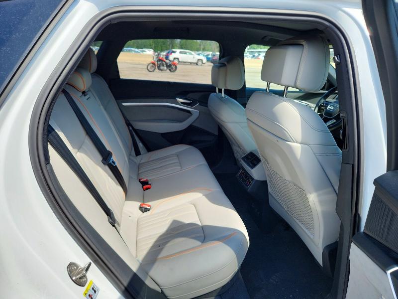 Продажа на аукционе авто 2024 Audi Q8 E-tron, vin: WA16ABGE0RB007918, номер лота: 59254996