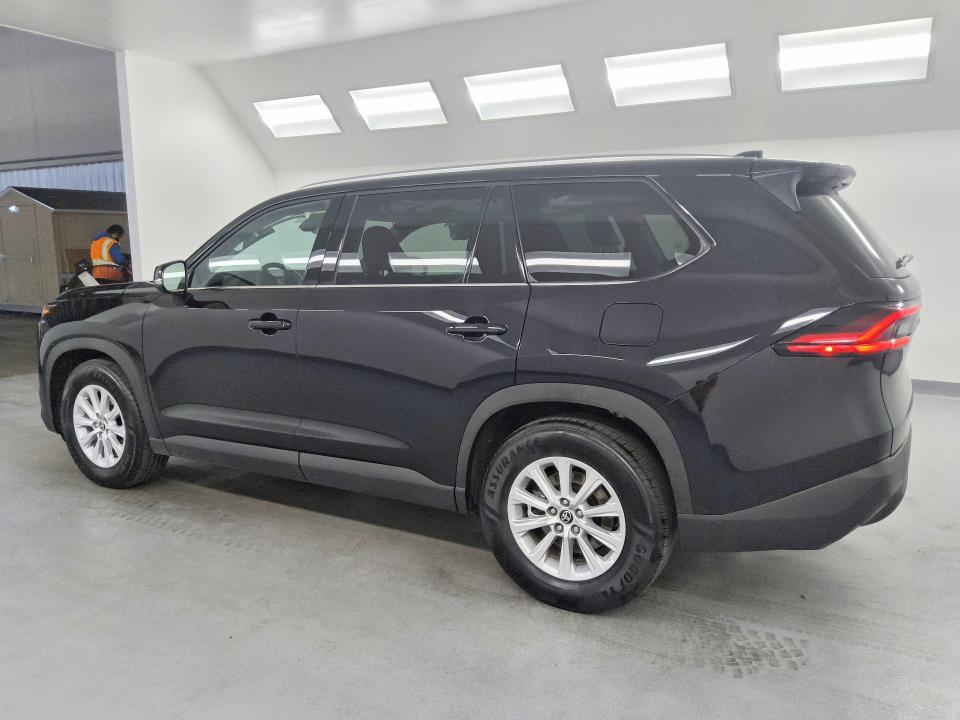 60185526 :رقم المزاد ، 5TDAAAA57TS040871 vin ، 2026 Toyota Grand Highlander مزاد بيع