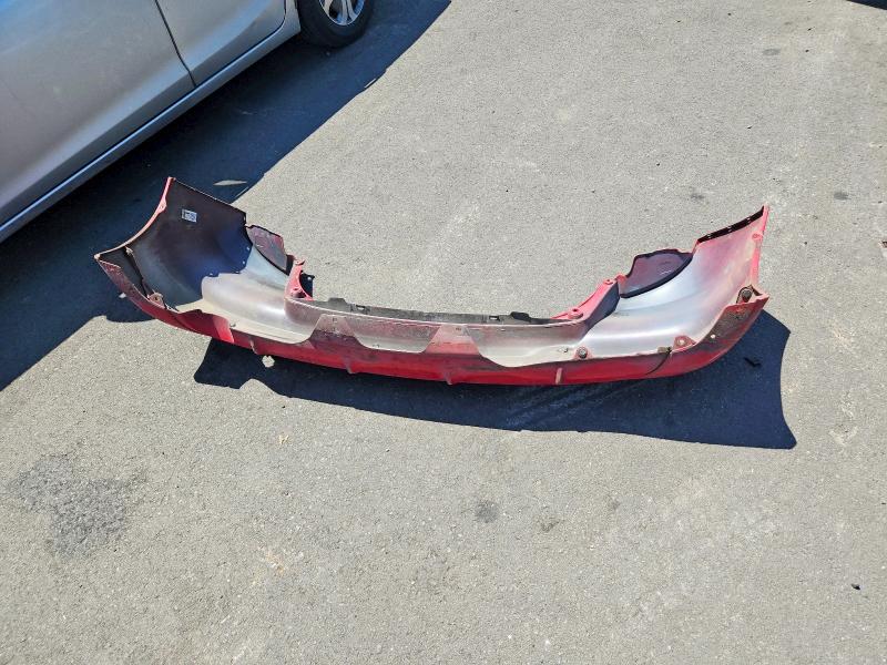 60001306 :رقم المزاد ، JHMGE8H33DC070558 vin ، 2013 Honda Fit مزاد بيع
