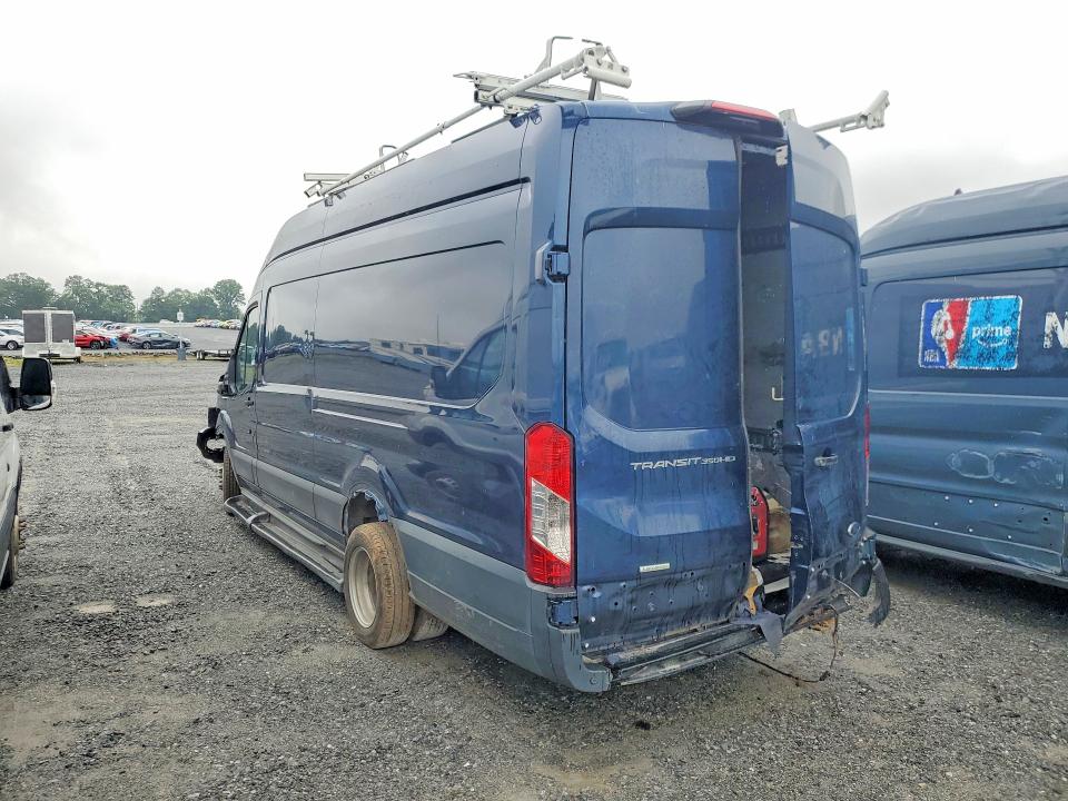 2022 Ford Transit მანქანა იყიდება აუქციონზე, vin: 1FTBF4XG8NKA61870, აუქციონის ნომერი: 60424176