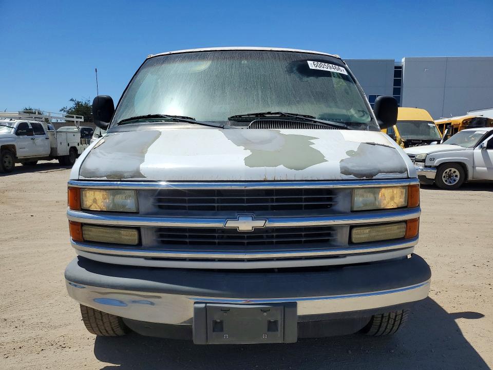 Продаж на аукціоні авто 2002 Chevrolet Express G3500, vin: 1GAHG39R521236005, номер лоту: 60059466