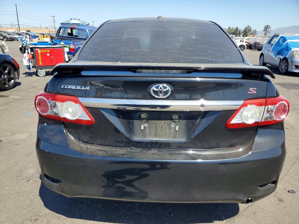 60959036 :رقم المزاد ، 5YFBU4EE7DP165399 vin ، 2013 Toyota Corolla مزاد بيع
