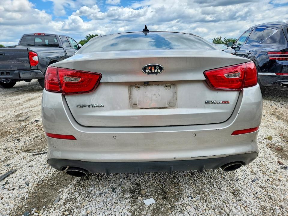 62358566 :رقم المزاد ، 5XXGR4A68FG403116 vin ، 2015 Kia Optima مزاد بيع