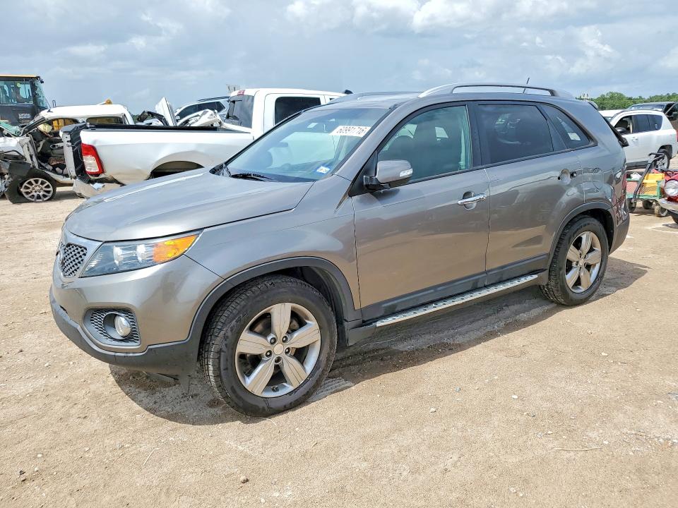 2013 Kia Sorento მანქანა იყიდება აუქციონზე, vin: 5XYKU4A22DG361721, აუქციონის ნომერი: 60991716