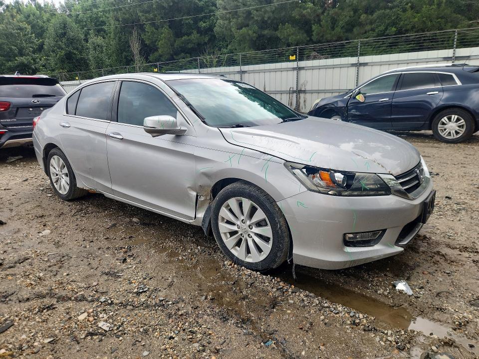 Продажа на аукционе авто 2013 Honda Accord, vin: 1HGCR3F81DA040221, номер лота: 59821856