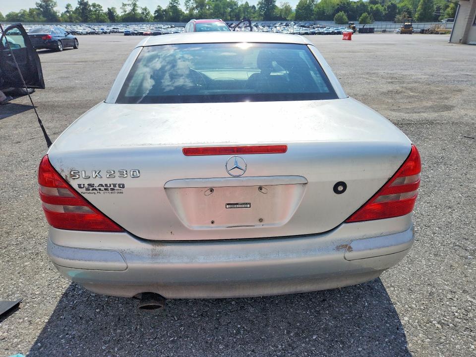 Продажа на аукционе авто 1999 Mercedes-benz Slk, vin: WDBKK47F2XF114740, номер лота: 63187516