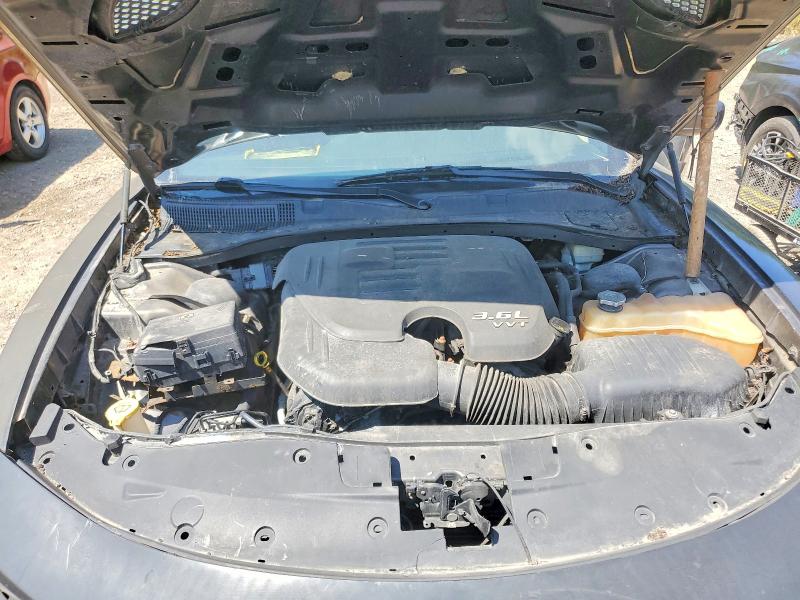 60040676 :رقم المزاد ، 2C3CDXHG3FH835627 vin ، 2015 Dodge Charger مزاد بيع