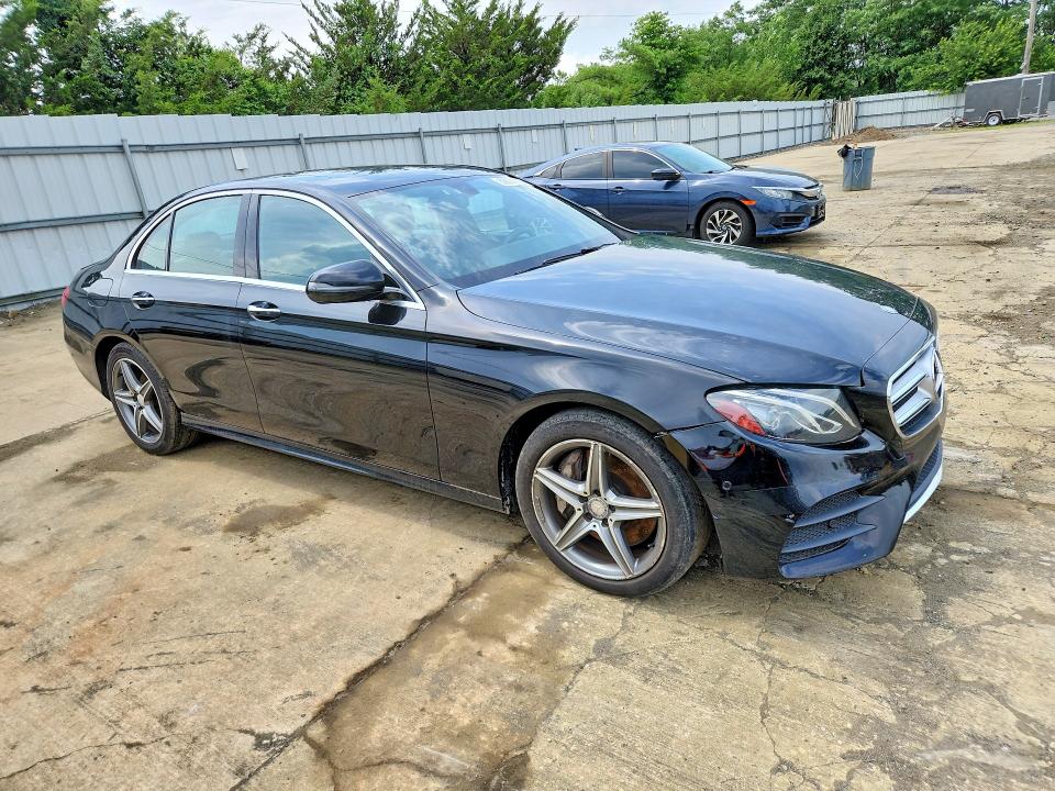 62074456 :رقم المزاد ، WDDZF4KB7HA022956 vin ، 2017 Mercedes-benz E مزاد بيع