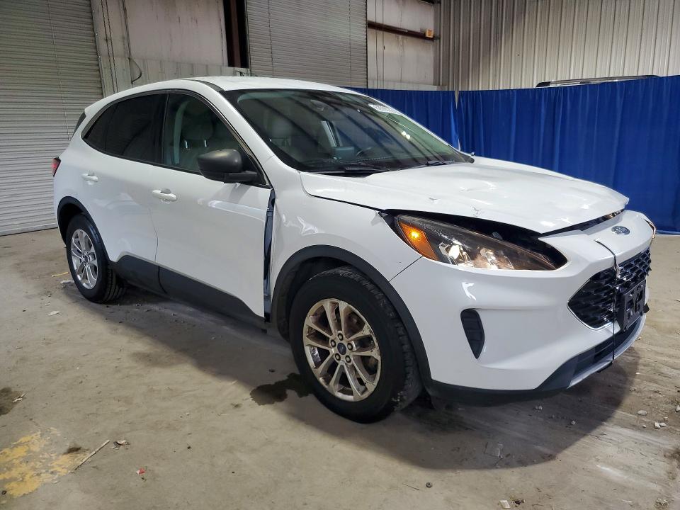 62066766 :رقم المزاد ، 1FMCU0G62NUA46453 vin ، 2022 Ford Escape مزاد بيع
