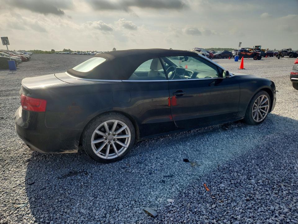 62446236 :رقم المزاد ، WAUMFAFH7FN007099 vin ، 2015 Audi A5 مزاد بيع