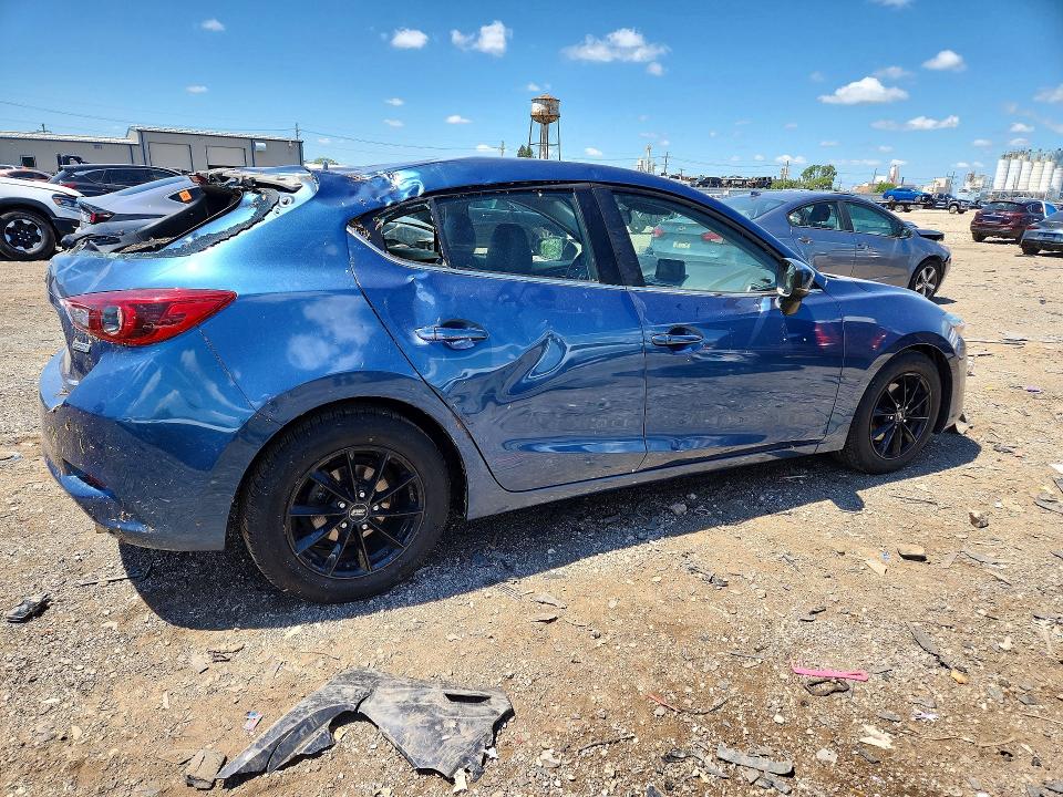 63198076 :رقم المزاد ، 3MZBN1M33JM166481 vin ، 2018 Mazda 3 مزاد بيع