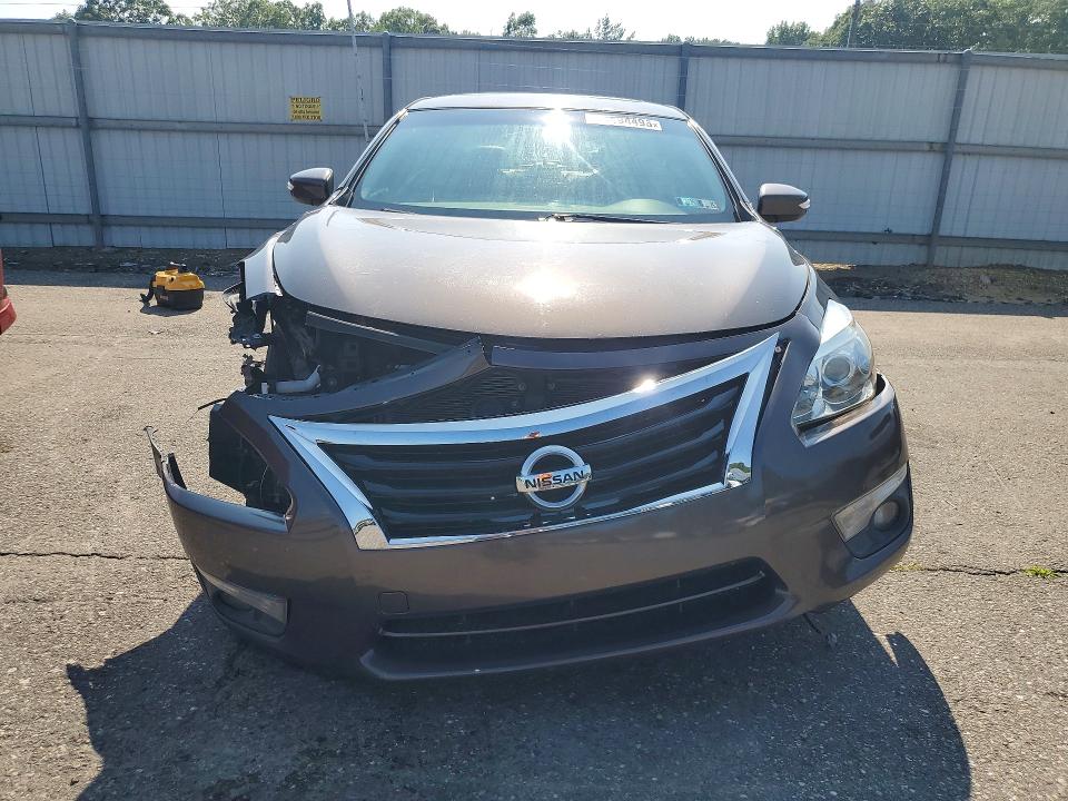 2013 Nissan Altima მანქანა იყიდება აუქციონზე, vin: 1N4AL3AP2DN574817, აუქციონის ნომერი: 61594496