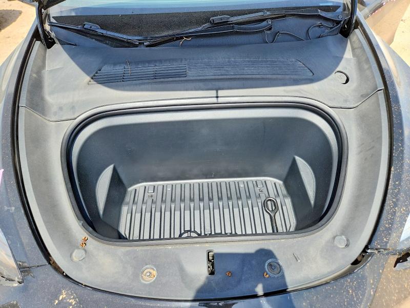 59704076 :رقم المزاد ، 5YJYGDED1MF103789 vin ، 2021 Tesla Model Y مزاد بيع