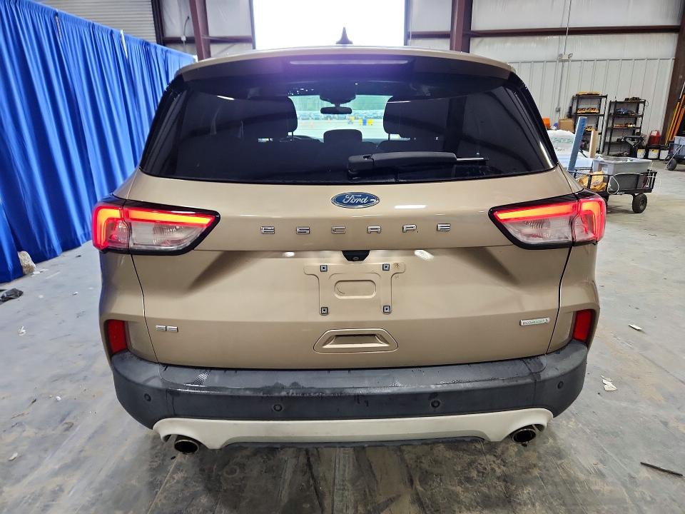 62724826 :رقم المزاد ، 1FMCU0G67LUB55780 vin ، 2020 Ford Escape مزاد بيع