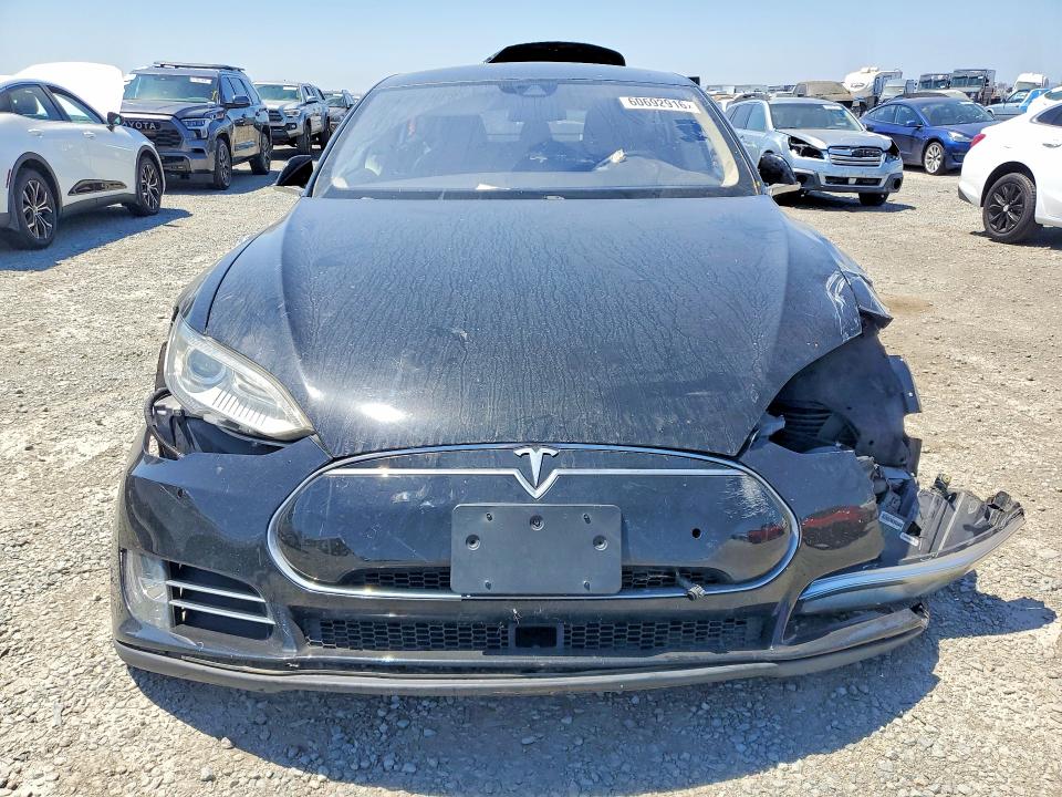 Продажа на аукционе авто 2016 Tesla Model S, vin: 5YJSA1E10GF129073, номер лота: 60692916