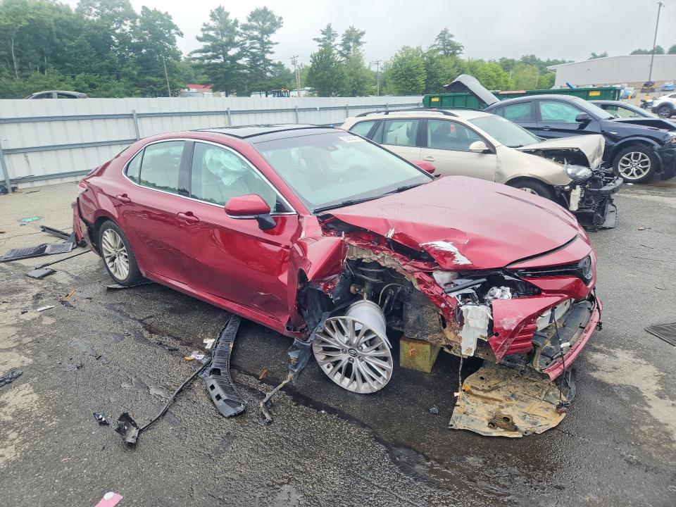 2018 Toyota Camry მანქანა იყიდება აუქციონზე, vin: 4T1B11HKXJU549812, აუქციონის ნომერი: 59352936