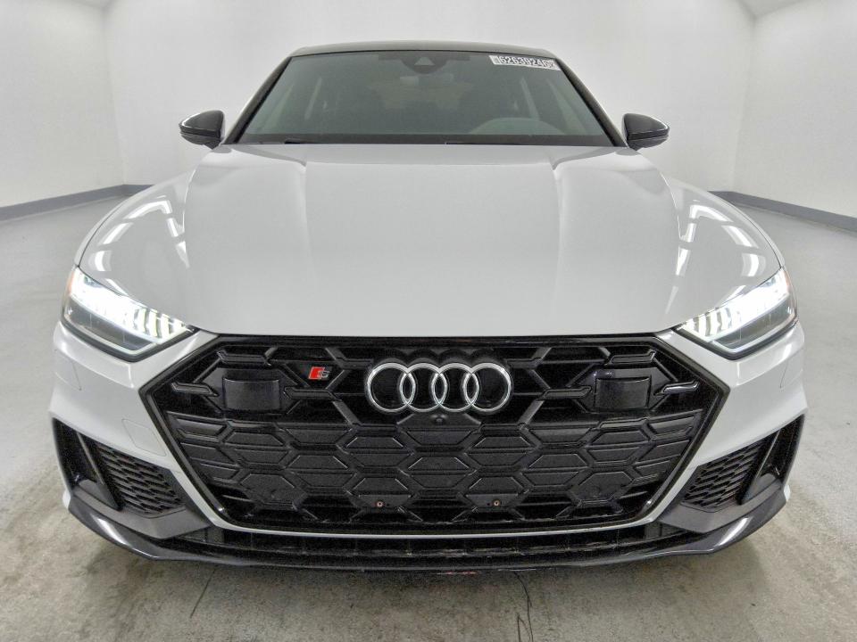 Продажа на аукционе авто 2025 Audi S7, vin: WAURFBF22SN016679, номер лота: 62639246