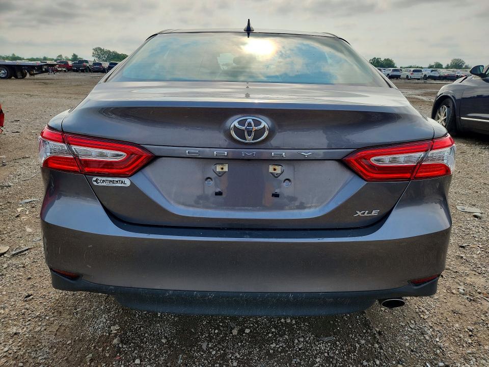2020 Toyota Camry მანქანა იყიდება აუქციონზე, vin: 4T1F11AK8LU883304, აუქციონის ნომერი: 62781416