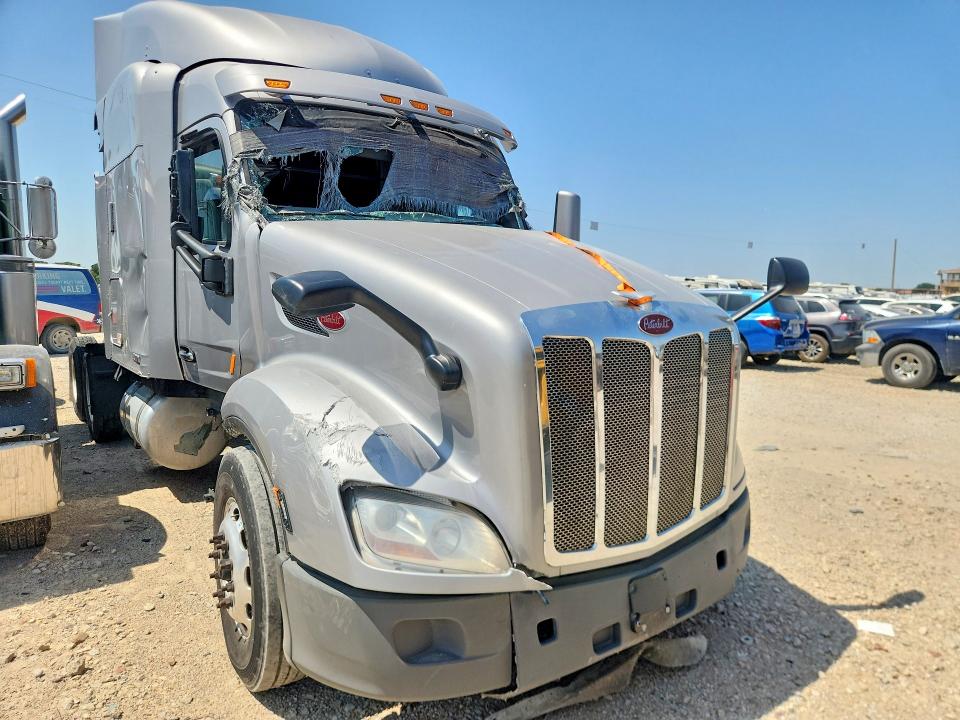 Aukcja sprzedaży 2020 Peterbilt 579, vin: 1XPBD49X1LD675937, numer aukcji: 61794976